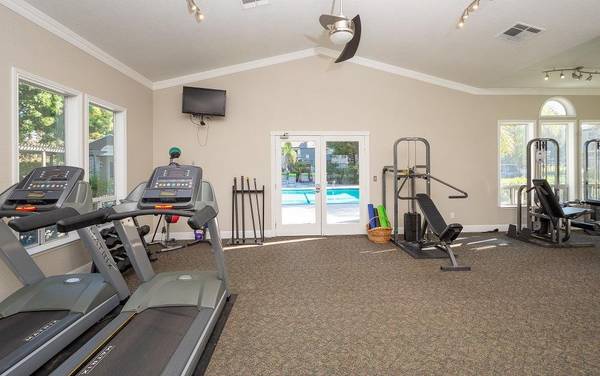 $1,645 / 1br - 707ft2 - IT'S A GREAT TIME TO APPLY! (Modesto)63970302228098121