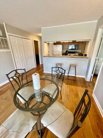 $890 / 1br - 1250ft2 - For Next school year 2026 - Room for rent on NCSU Campus (1221 university Court)64141578856066122