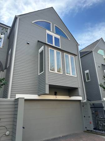 100 square James Hardie 5 1/4" siding - Grey Slate 1