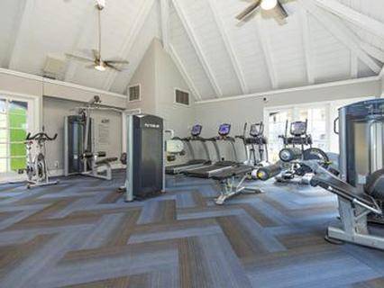 $1,199 / 1br - 652ft2 - Your New Oasis! Must See Upgrades - W/D, Stainless, Granite Tour Today64024999194881122