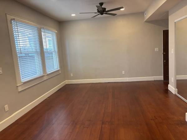 $1,300 Private Studio, UnFurnished, AC, Kitchen, In-unit W/D (San Diego)63866048176259123