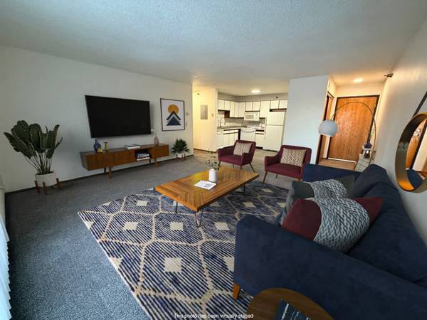 $975 / 1br - 590ft2 - Our Last Apartment of the Year is Available Now! (Saint Cloud , Minnesota)63988653583106123