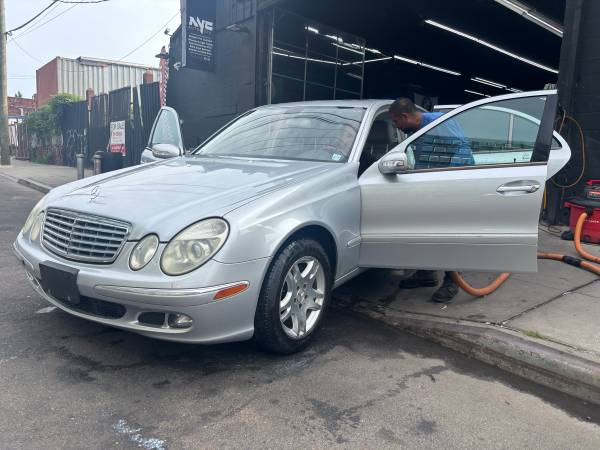 2006 Mercedes Benz E350 4matic - $3,000 (Staten Island)63654709154689121