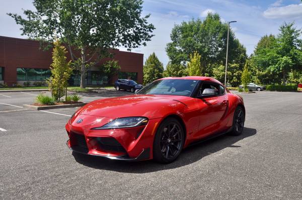 2023 Toyota GR Supra 3.0 Premium Coupé de 6 velocidades, rojo, paquete de asistencia al conductor - $58,987 (Hillsboro)63495506464899122
