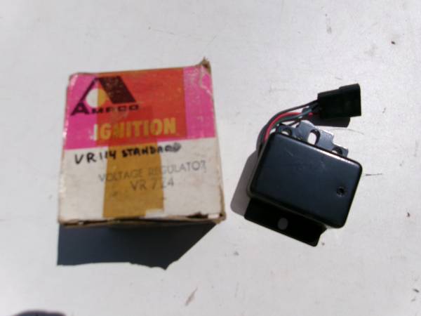 1961-71JEEP NEW VOLTAGE REGULATOR 1
