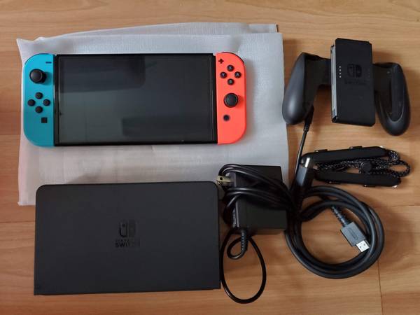 Nintendo Switch OLED Neon Red Blue 1