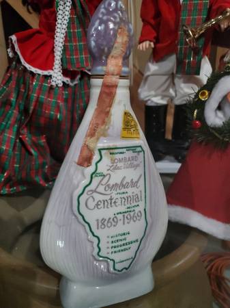 Village of Lombard collectible bottle 1