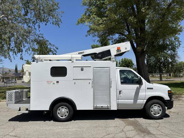 2016 Ford E-350 Econoline Fiber - Photo 7