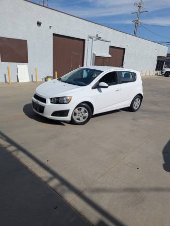 2015 Chevy Sonic 4 door hatchback Base Model automatic - $2,700 (Northridge)63624582765187124
