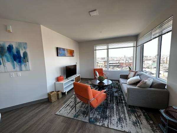 $2,250 / 2br - 914ft2 - What's Not to LOVE---Eco-Friendly Living!   New Property! Non-Smoking (409 Elm St, Manchester, NH)63931659396738123