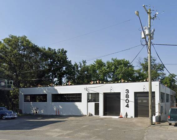 $1,495 / 1250ft2 - Estudio de Arte Privado / Taller en Edificio de Arte Compartido (Brentwood MD)63822293096067120