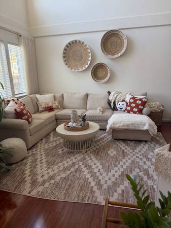 $3,950 / 3br - 1550ft2 - Move In Ready 3 Bed/2 Bath/2 Car Garage Townhome in Palomares Hills (hayward / castro valley)63850426101123122