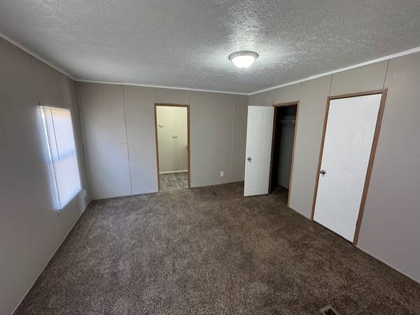$45,499 / 3br - 1088ft2 - ¡No te pierdas esta oportunidad! 3 habitaciones/2 baños recién remodelado. ¡Sin impuestos sobre la propiedad! (Gainesville)63823026931843122
