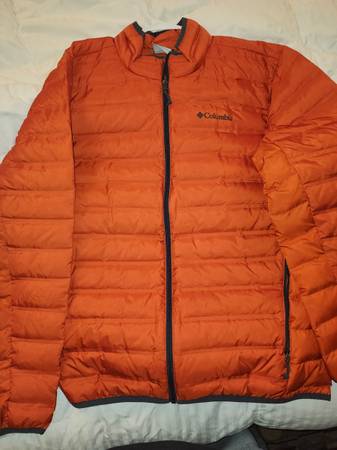 Mens Columbia XL Orange Puffy Jacket   Fall Cleanup 1