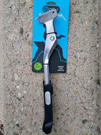 Ebike kickstand 1