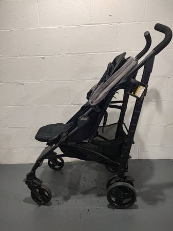 Chicco Liteway Stroller 1