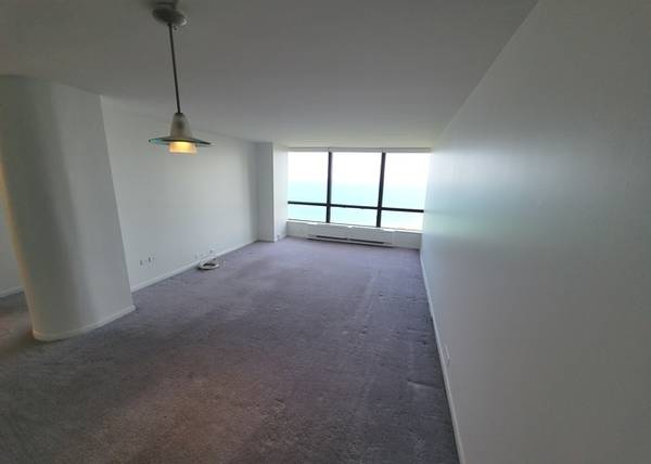 $2,100 / 1br - 800ft2 - EDGEWATER BEACH.  SPECTACULAR DIRECT LAKE AND PARK VIEW! (5415 N. Sheridan Road)63959879676290124