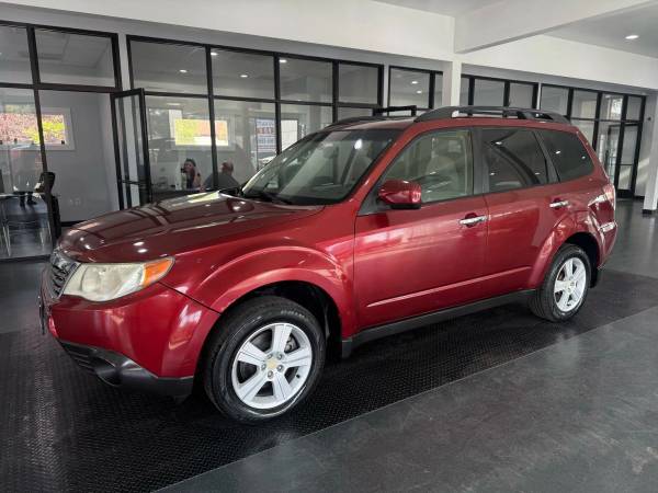 2011 Subaru Forester 2.5X Premium Sport Utility 4D 4-Cyl, PZEV, 2.5 Li 1