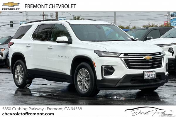 2023 Chevrolet Chevy Traverse LT Leather 1