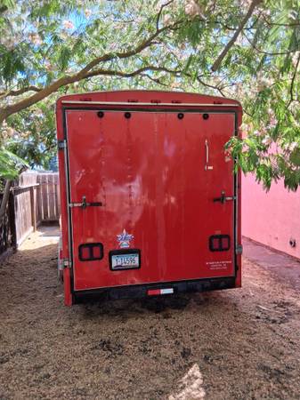 GREAT VALUE ENCLOSED TRAILER - $10,000 (Manteca)63613112868993123