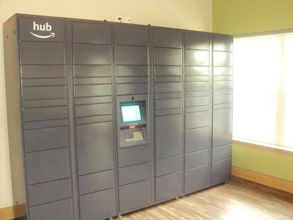 $1,915 / 1br - 780ft2 - Rare Opportunity, 1 BR/1 BA with Sauna & Exercise Room (Poulsbo, WA 98370)63786756077571124