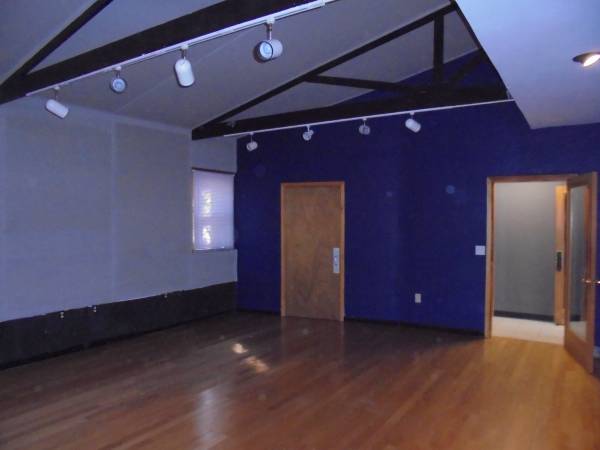 $1,800 / 2br - SOUNDPROOF RECORDING STUDIO HOME 2 BR 1.5 BA (Nashboro Village Area)63680263877635121