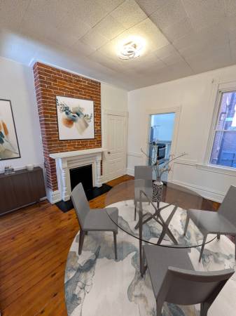 $375,000 / 2br - A Beautiful Red-Brick Townhome For Sale in Lawrenceville- Plummer64013373620993123