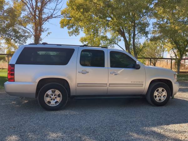 2014 Chevy Suburban - $4,900 (Lincoln)63619284177665124