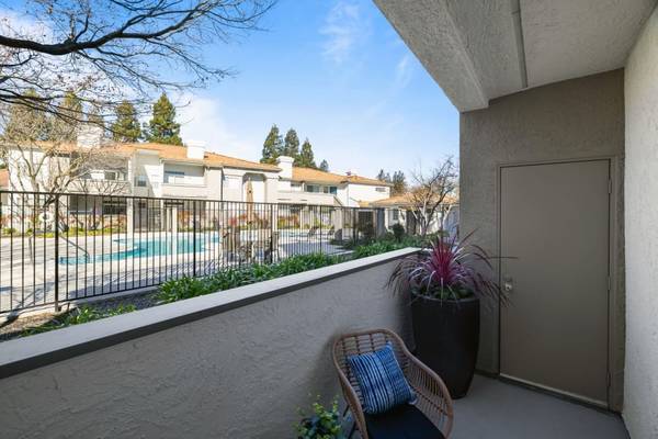 $3,149 / 2br - 901ft2 - Electrodomésticos 100% Eléctricos, Patio Privado o Balcón, 2bd (dublin / pleasanton / livermore)63695896931587121