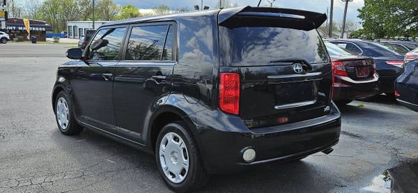 2010 Scion xB 5 puertas Wgn Automático Serie de Lanzamiento 7.0 (Nacional) - $11,900 (1634 NW Broad St Murfreesboro, TN 37129)63470581449091124