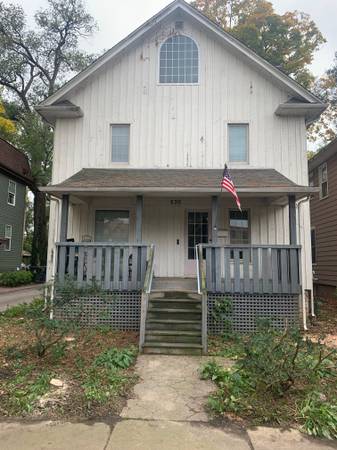 $860 / 1br - Amueblado, Compartido, Centro de Naperville, Comutador a Chicago (Naperville)63959875593091120