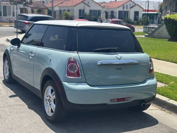 2012 MINI Cooper Hardtop - $6,99563469623015809122