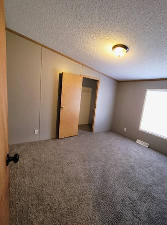 $1,269 / 3br - 1428ft2 - Nice three bedroom two bath (Logansport)64288216686339124