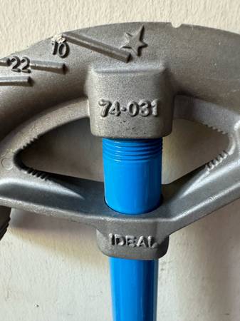 IDEAL Conduit Bender  Set  1 inch and 1/2  . - $100 (Brooklyn)63471423878273124