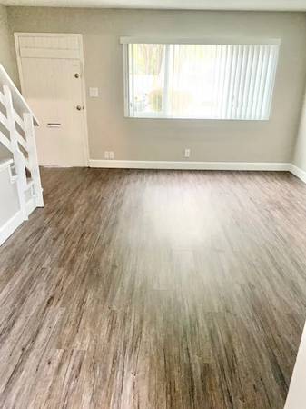 $3,145 / 2 habitaciones - 944 pies² - ¡Venga a recorrer una de nuestras hermosas casas adosadas! ¡Solo queda una! (1440 Mowry Avenue Fremont, CA)63682814215171122