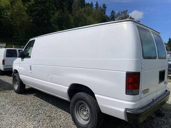2007 Ford E250 Econoline Cargo Van $4,999 - $4,999 (Algona)63475012266115121