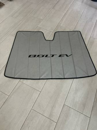 Chevy Bolt Windshield Sunscreen 1