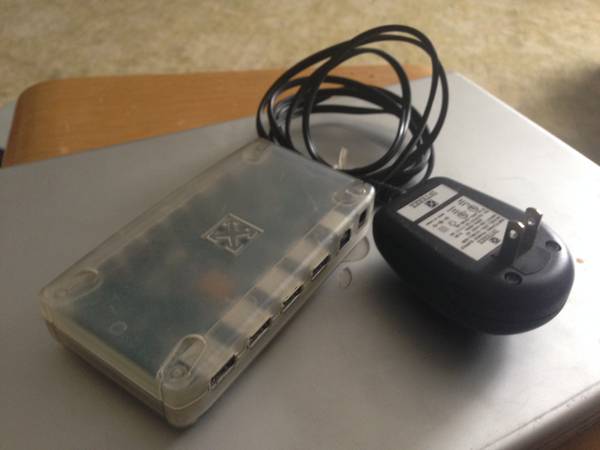 XLR8 IceView USB Hub 1