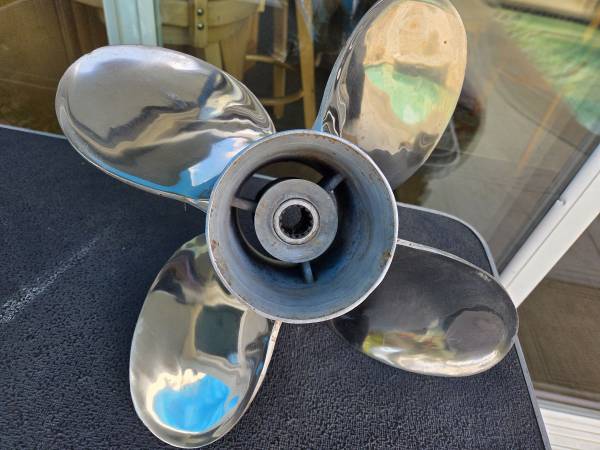 Hill Propeller- custom 4 blade 1