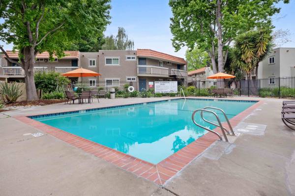 $2,133 / 1br - 640ft2 - Cable Ready, Nueve Salas de Lavandería, 1/BD (hayward / castro valley)63622931579651124