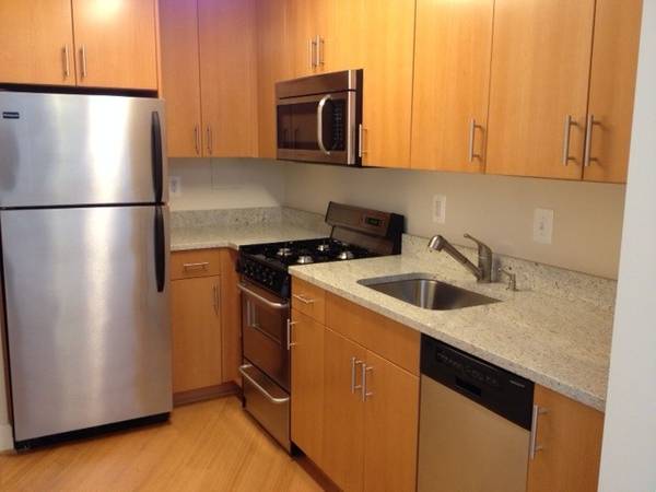 $2,195 / 470ft2 - BEST DEAL IN DUPONT-CALL US TODAY TO INQUIRE ABOUT OUR MANAGER SPECIAL (Dupont Circle)63896278037891124
