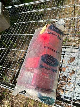 Ford taillight lens 1