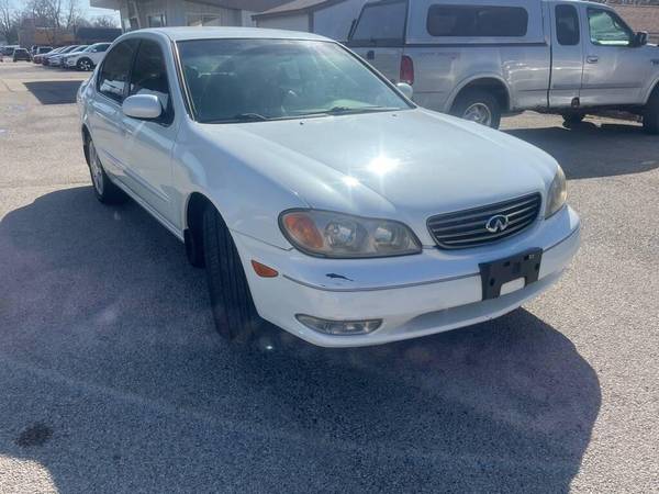2003 Infiniti I35 Base 4dr Sedan FINANCIACIÓN FÁCIL DISPONIBLE - $3,988 (+ Springfield Select Autos)63621359179907123