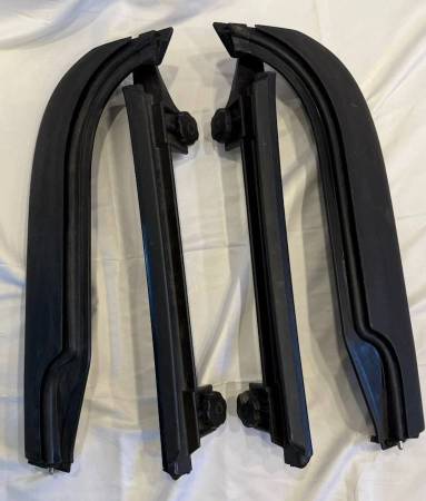 Jeep Wrangler TJ 97 - 06 OEM Soft Top Door Surrounds Pair Right & Left 1