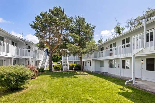 $1,480 / 1br - 600ft2 - Need a fresh start? Check out our welcoming spaces. (Bellingham - Sehome Village shopping center)63935322524930124