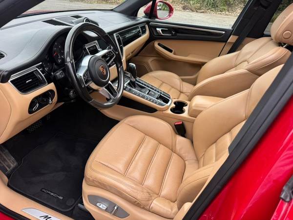 2017 Porsche Macan GTS AWD -EASY FINANCING AVAILABLE - $21,000 (+ CT Auto - BAD CREDIT- NO CREDIT- NO PROBLEM!)63470785515395121