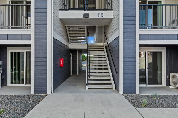 $1,641 / 1br - 636ft2 - Parcel Room, Vinyl Wood Flooring/Carpet, Pantry/Linen Closet (Richland)63669225171713123