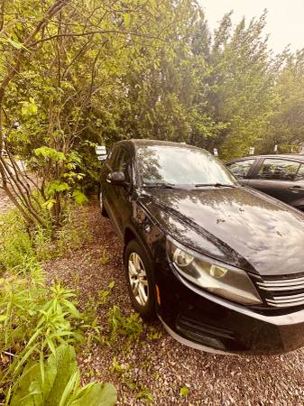 Volkswagon Tiguan 2.04 Motion - $2,000 (Burlington)63622697409027120