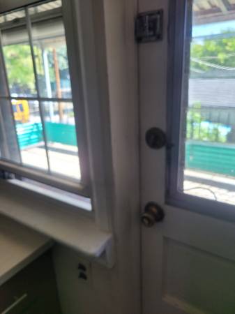 $3,000 / 3br - 1200ft2 - 59TH STREET AND 47TH AVE 3 BEDROOMS TWO FLOOR  NEAR #7 TRAIN (WOODSIDE)64033631686529122