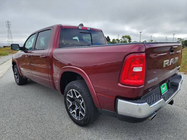 2025 RAM 1500 Laramie pickup - Photo 8